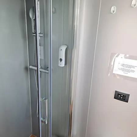 Floating Experience Black Pearl, Maggiore Dormelletto