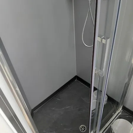 Úszó hotel Floating Experience Black Pearl, Maggiore Dormelletto