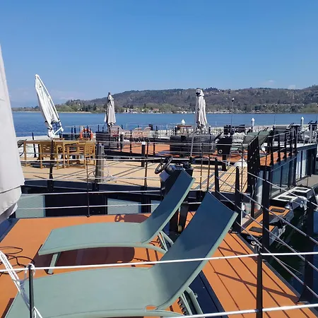 Botel Floating Experience Black Pearl, Maggiore Dormelletto