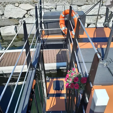 Floating Experience Black Pearl, Maggiore *