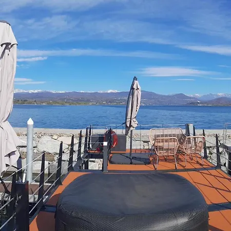 Floating Experience Black Pearl, Maggiore Botel Dormelletto