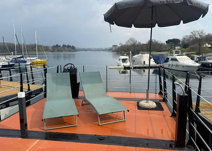Hotel en barco Floating Experience Black Pearl, Maggiore Dormelletto